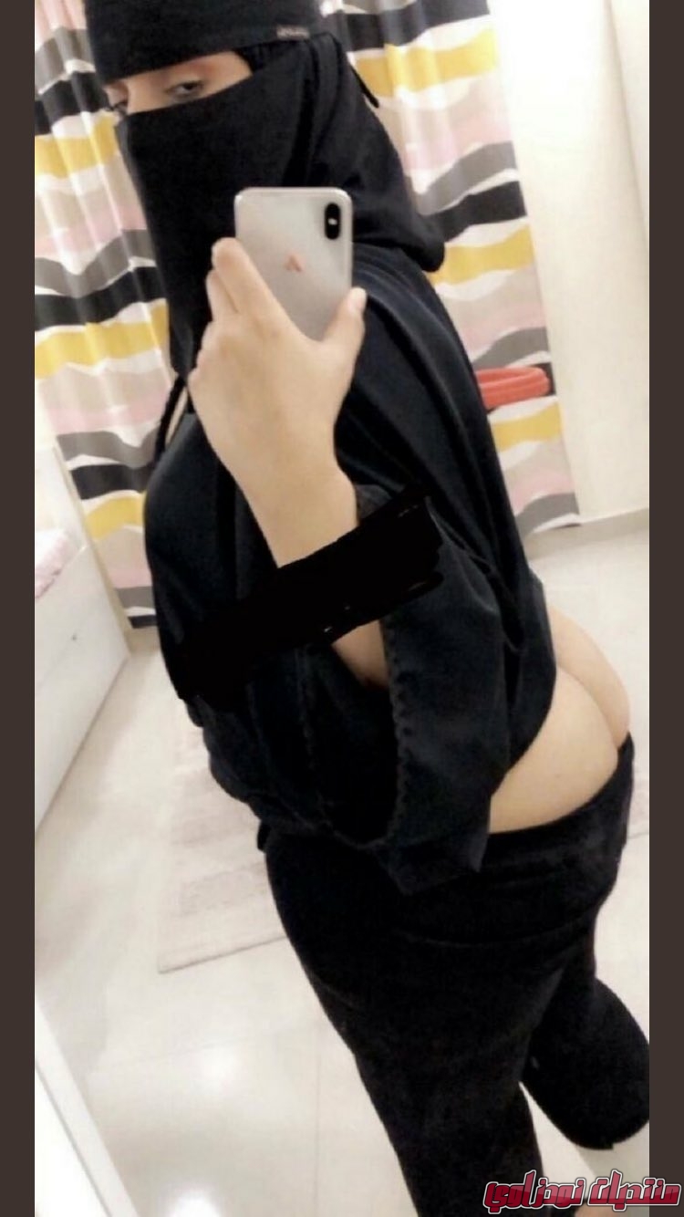 EYH54DOWAAAgYFK large