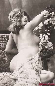 Fernande nude photo 2