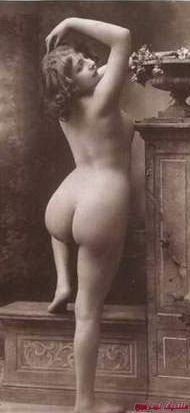 Fernande vintage nude photo 6