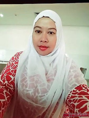 Seksi indo tante naked hijab mature woman selfies xxx photos 4 pics
